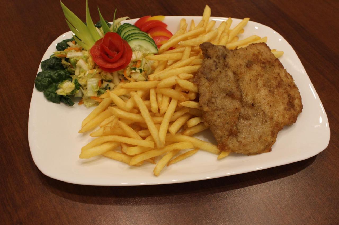 شقة Dom Pielgrzyma Stary Toruń المظهر الخارجي الصورة