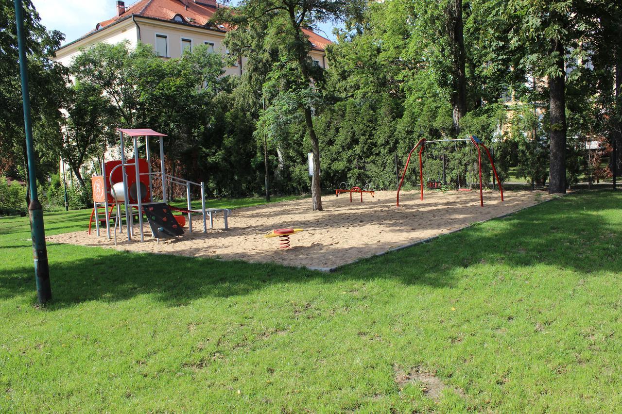 شقة Dom Pielgrzyma Stary Toruń المظهر الخارجي الصورة
